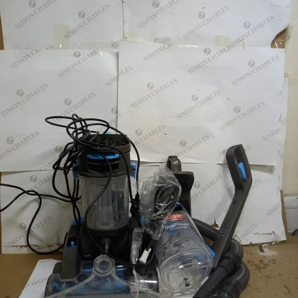 VAX DUAL POWER PET ADVANCE CARPET CLEANER