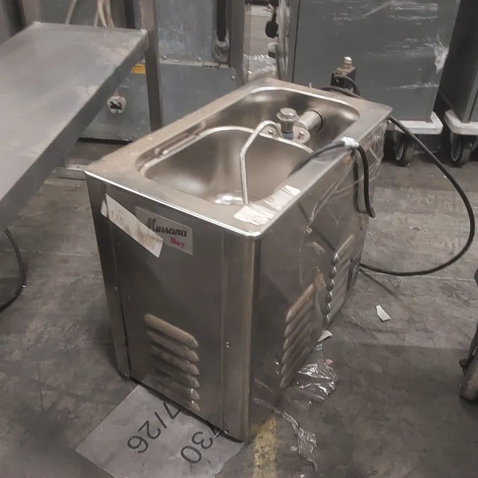 MUSSANA BOY CREAM MACHINE