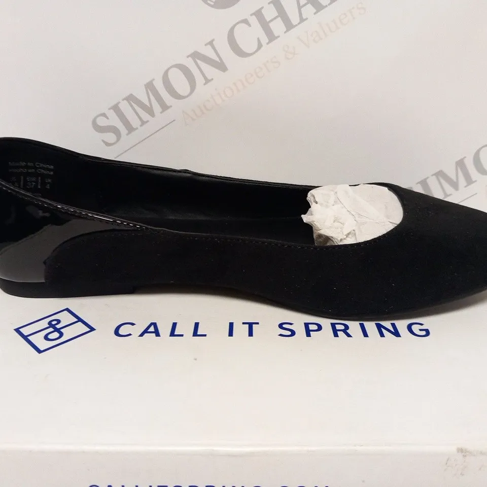 BOXED CALL IT SPRING ALTRADE BALLET PUMP SIZE 4