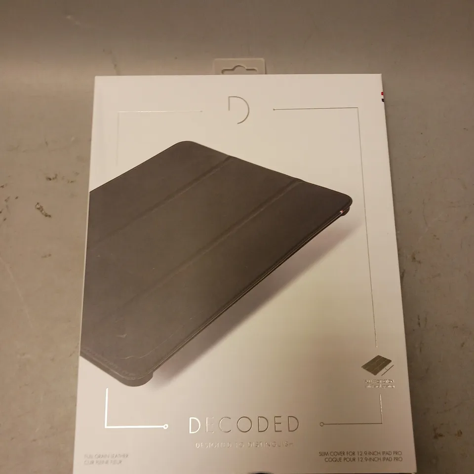 BOXED LOT OF APPROXIMATELY 20 DECODED SLIM COVER FOR IPAD PRO