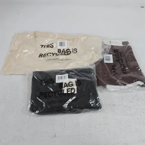 APPROXIMATELY 14 ASSORTED CLOTHING ITEMS IN VARIOUS SIZES, COLOURS & STYLES TO INCLUDE LENNI KNIIT MINI SHORT, CASUAL PANTS, ISLA KNIT HALTER TOP, ETC