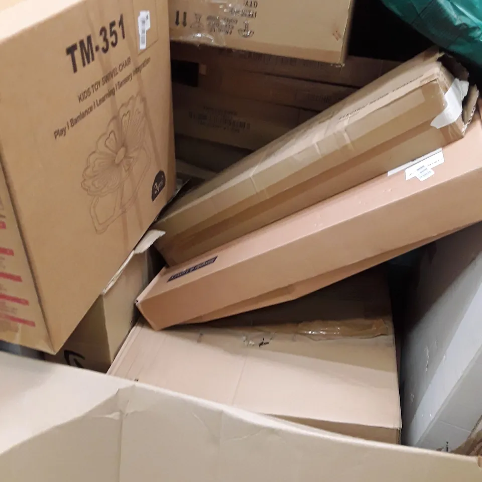 PALLET OF ASSORTED HOUSEHOLD GOODS AND PRODUCTS TO INCLUDE; SHOWER SET, KIDS SWIVEL CHAIR, HEDGECUTTERS, BOXED FURNITURE ECT