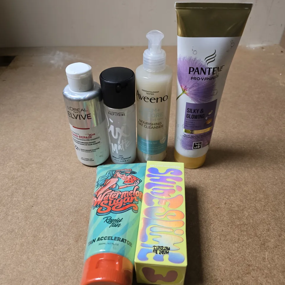 APPROXIMATELY 15 ASSORTED HEALTH & BEAUTY PRODUCTS TO INCLUDE BOND REPAIR, OAT CLEANSER, TAN ACCELERATOR ETC