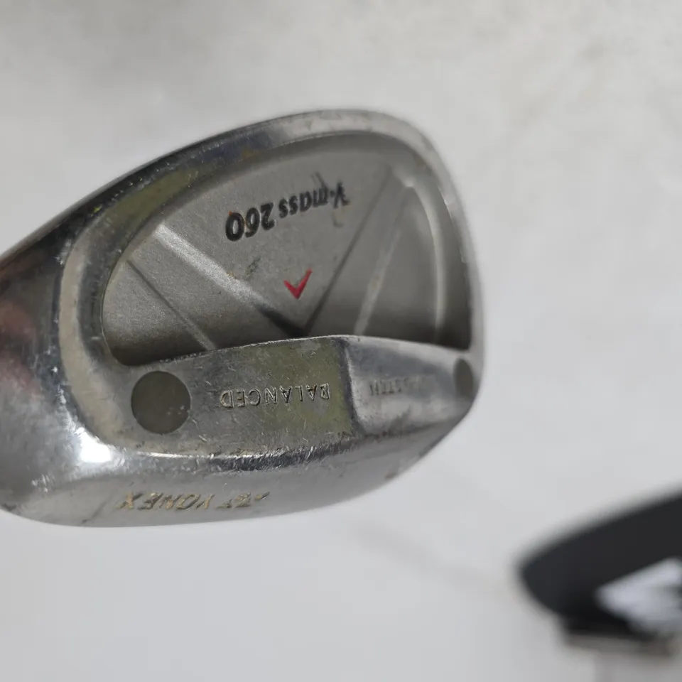 YONEX VMASS 260 SAND WEDGE