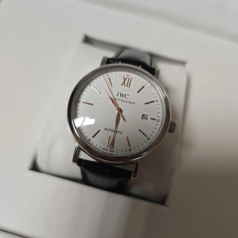 BOXED IWC PORTOFINO 40MM WATCH WITH WHITE DIAL & BLACK LEATHER STRAP