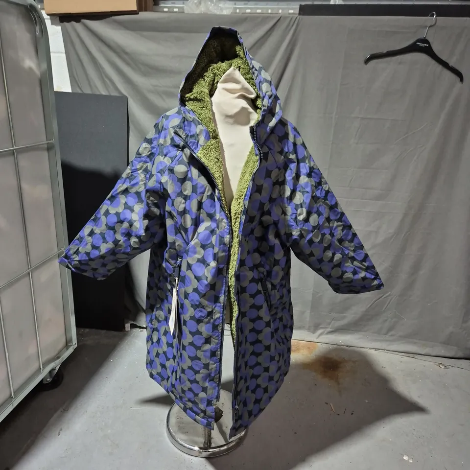 Orla Kiely x Regatta Great Outdoors jacket - blue circle print with green fleece lining (Women's)