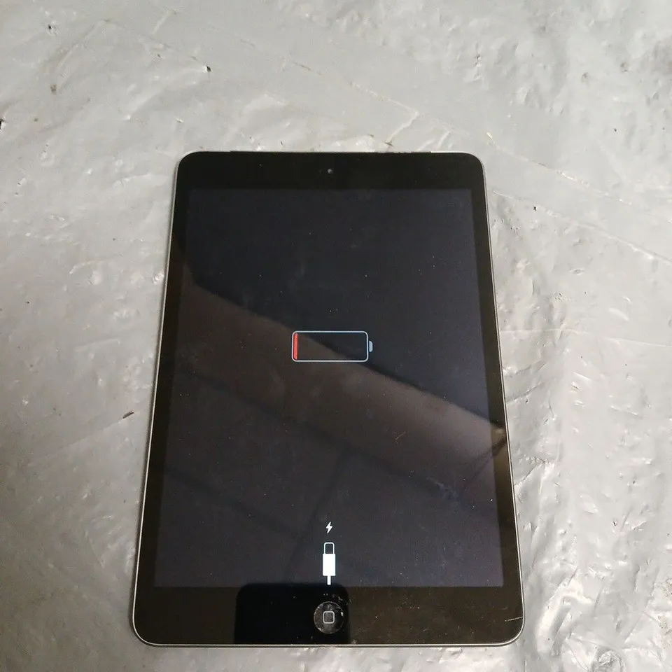 APPLE IPAD MINI 2 32GB