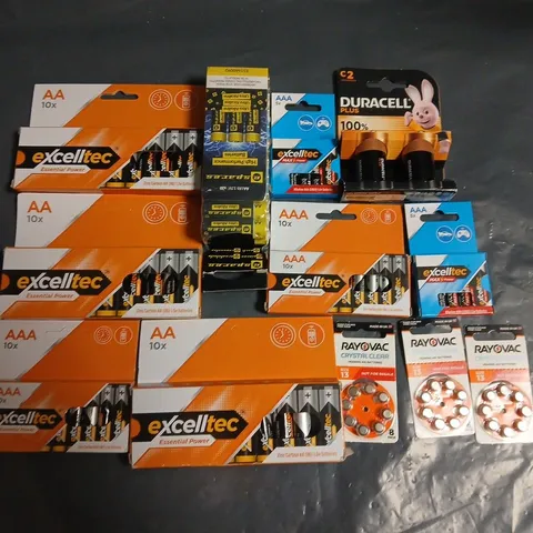 LOT OF ASSORTED MULTI-PACKS OF BATTERIES TO INCLUDE EXCELLTEC, RAYOVAC AND DURACELL