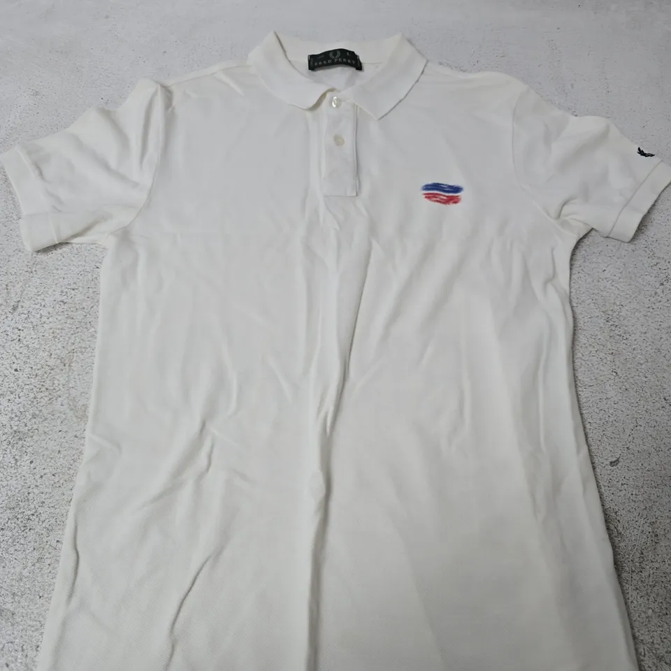 FRED PERRY CASUAL POLO SHIRT - LARGE