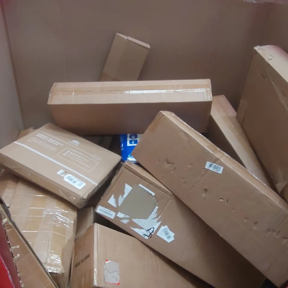 PALLET CONTAINING A LARGE QUANTITY OF ASSORTED ITEMS INCLUDING: AIR FRYER, 4 SLICE TOASTER, MULTIFUNCTIONAL STEAM CLEANER, TOILET SEAT WITH FRAME ECT