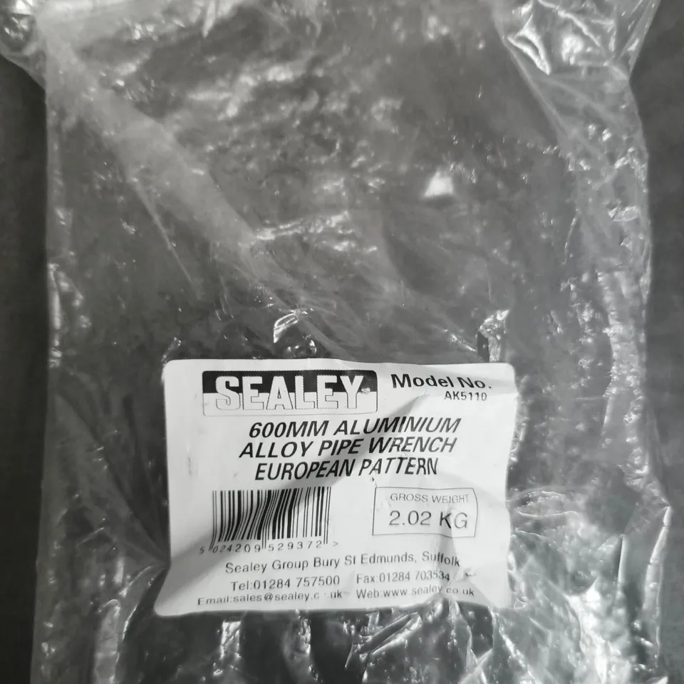 SEALEY 600MM ALUMINIUM ALLOY PIPE WRENCH – EUROPEAN PATTERN (AK5110)