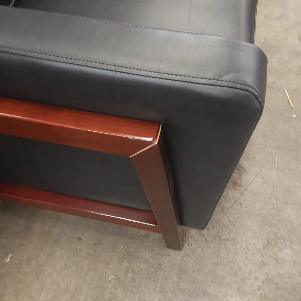 QUALITY DESIGNER FAUX LEATHER PUSH-BACK RECLINING ARM CHAIR