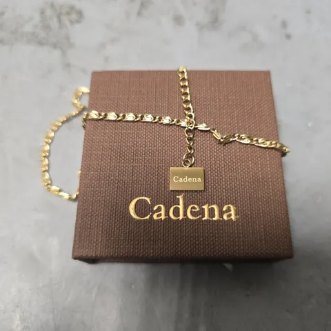 BOXED CADENA GOLDEN NECKLACE 