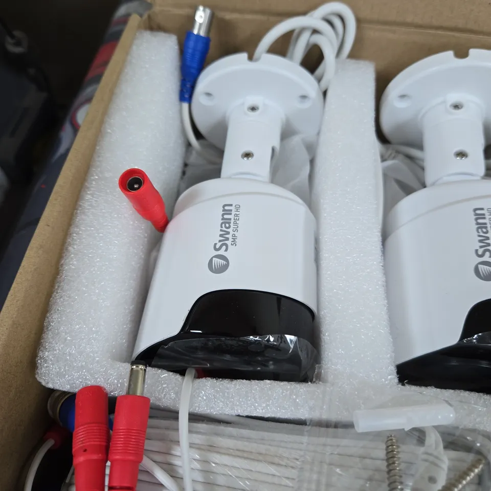 SWANN CCTV SECURITY CAMERAS – SET OF 4