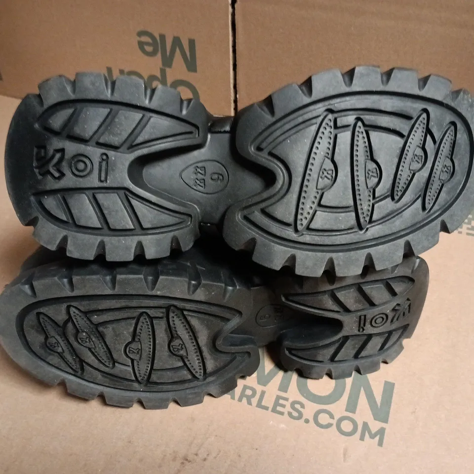 BOXED KOI RANCOR VILUN BLACK LACE UP BOOTS IN BLACK - UK6