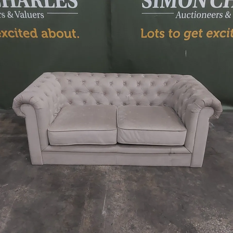 QUALITY DESIGNER 2 SEATER CHESTERFIELD FABRIC UPHOLSTERED SOFA