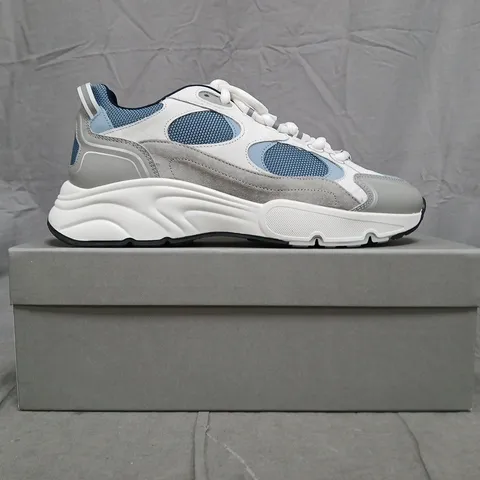 BOXED PAIR OF CLEENS PULSE RUNNER TRAINERS IN OCEAN SIZE UK 9