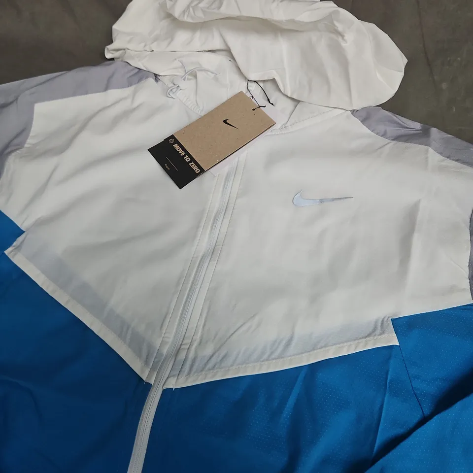 NIKE WINDBREAKER JACKET – SIZE M