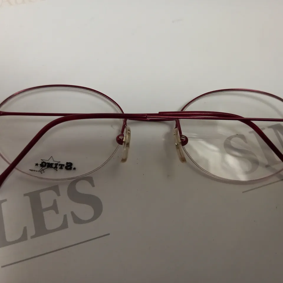 APPROX 10 DERIGO STING GLASSES 