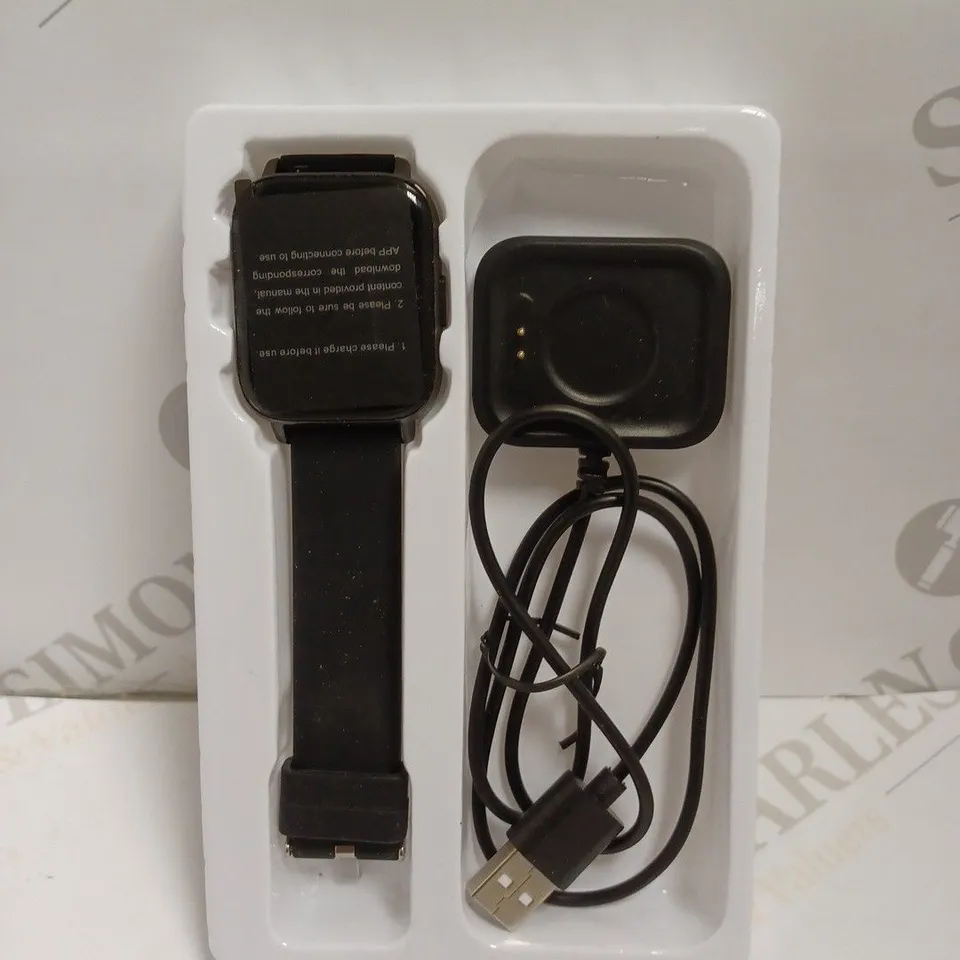 MOTAST SMART WATCH WITH BLACK RUBBER STRAP