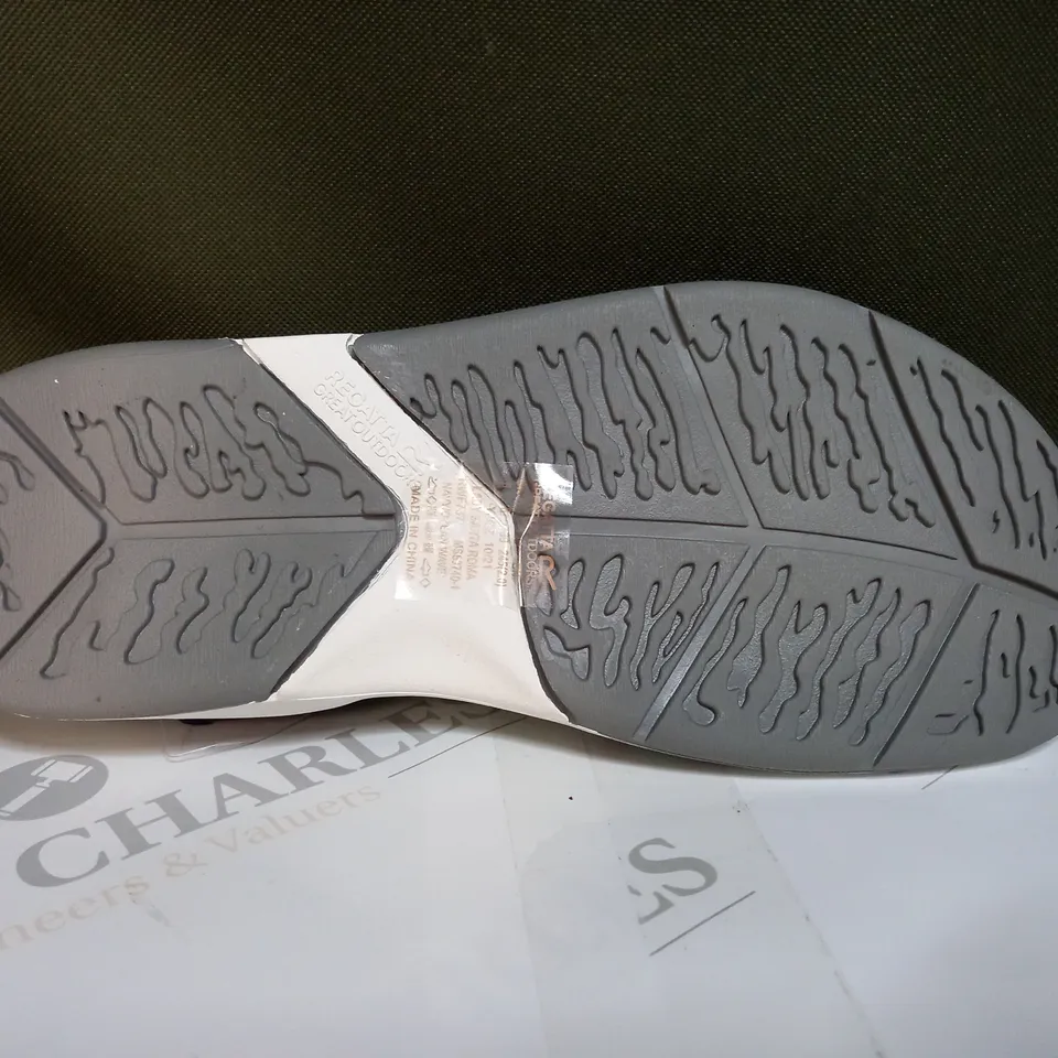 REGATTA LADY SANTA ROMA SANDALS SIZE 6