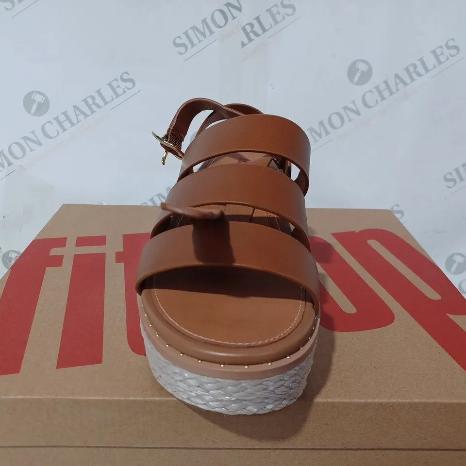 BOXED PAIR OF FITFLOP ELOISE BACK STRAP WEDGES IN LIGHT TAN - UK 6