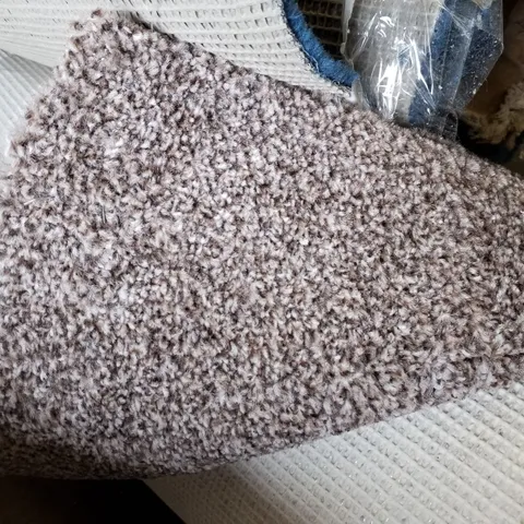 ROLL OF QUALITY ATLAS AB CALYPSO CARPET APPROXIMATELY 4.63×4M