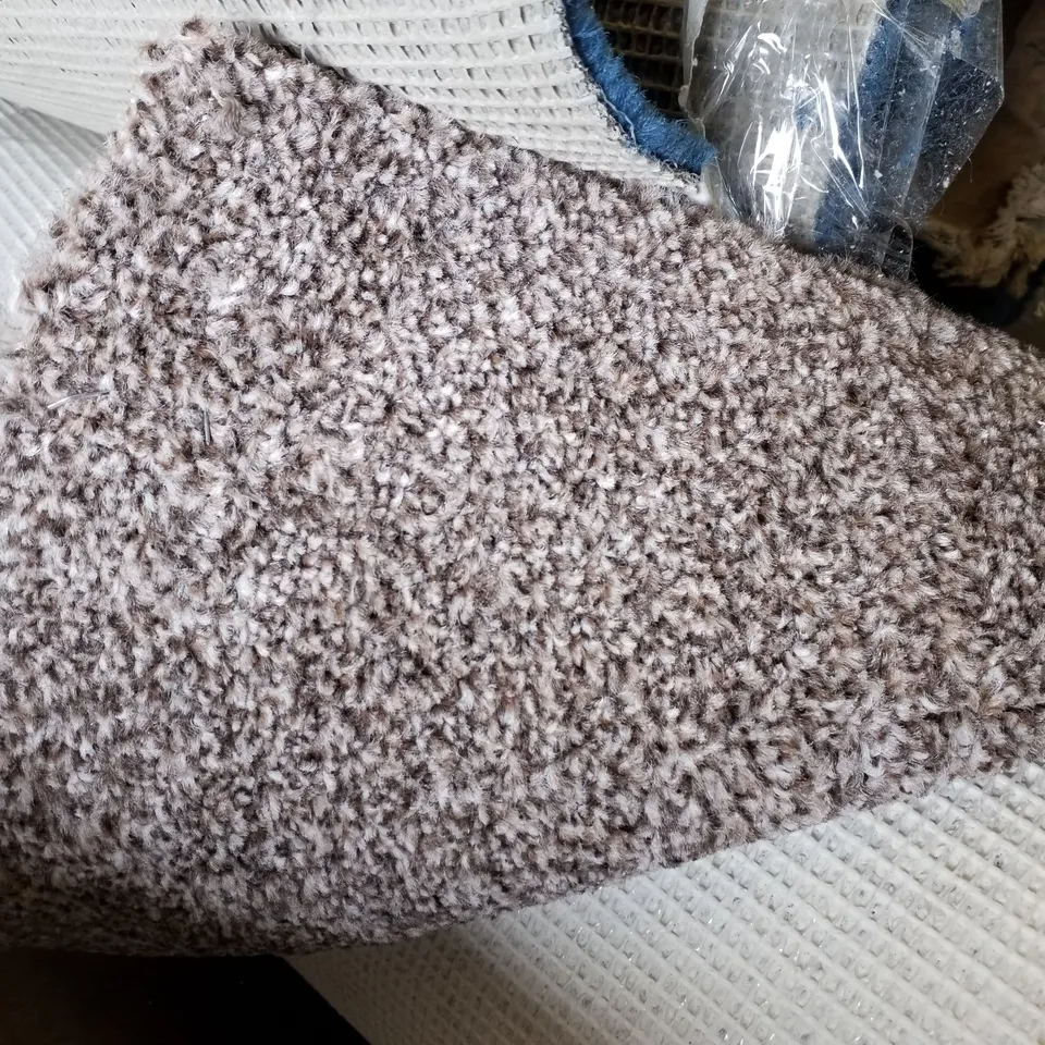 ROLL OF QUALITY ATLAS AB CALYPSO CARPET APPROXIMATELY 4.63×4M