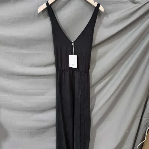 & OTHER STORIES X PARIS ATELIER BLACK SLEEVELESS JUMPSUIT, V-NECK, EU L SIZE LARGE .