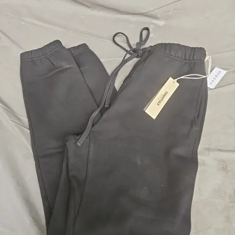 ESSENTIALS JOGGERS IN BLACK - XS