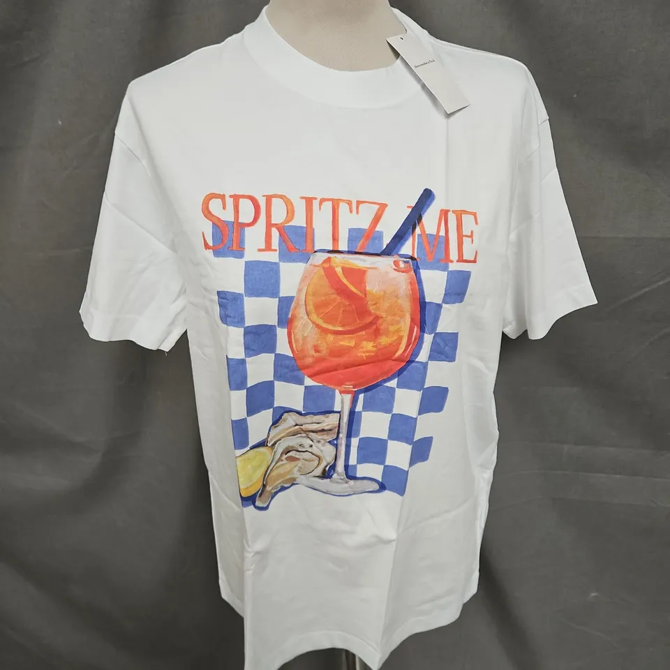 ABERCROMBIE & FITCH OVERSIZED TEE IN WHITE SIZE S
