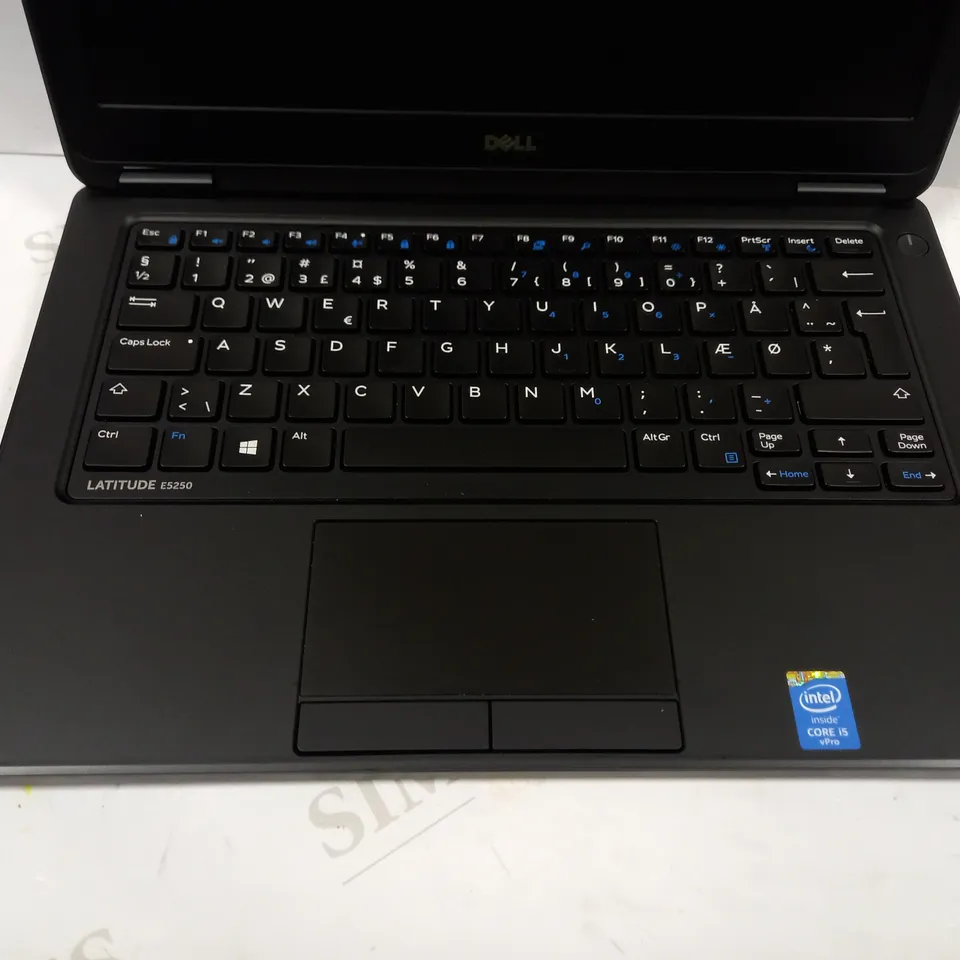 DELL LATITUDE E5250 LAPTOP IN BLACK