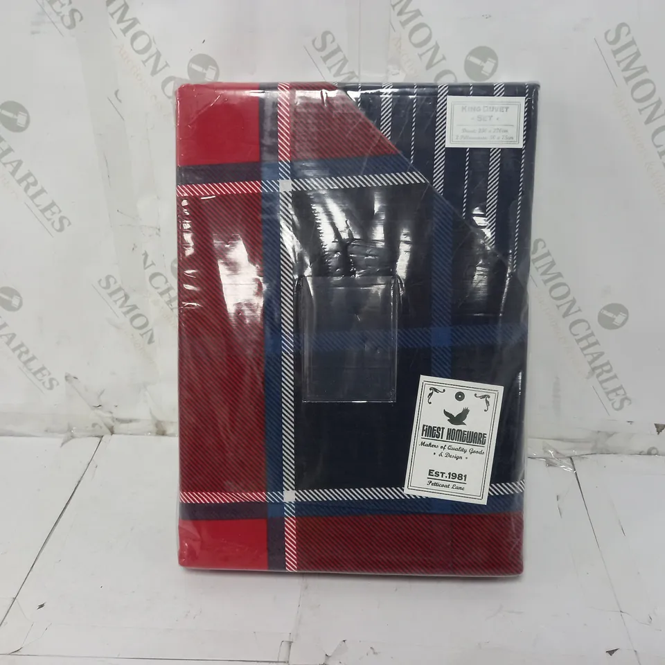 FINEST HOMEWARE KING DUVET SET IN BLUE/RED/WHITE TARTAN