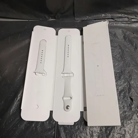 APPLE WATCH WHITE SPORT BAND – BOXED
