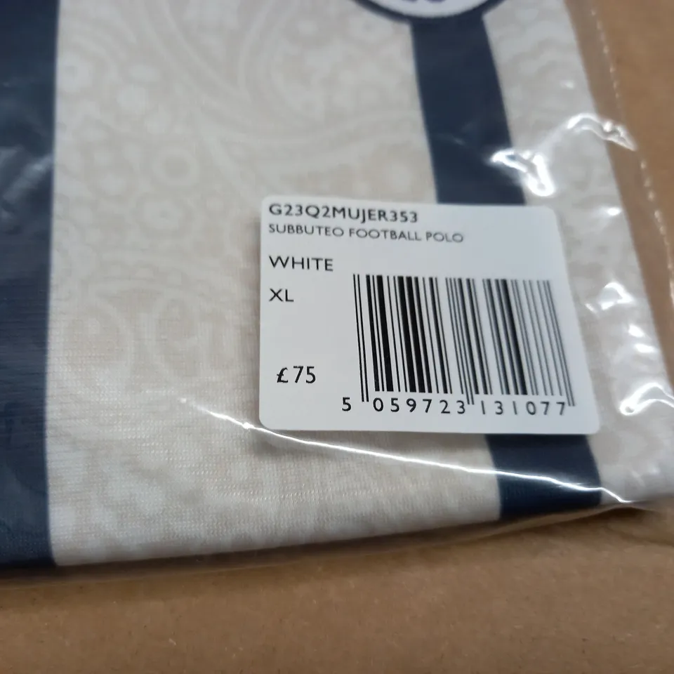 BAGGED PRETTYGREEN SUBBUTEO FOOTBALL POLO IN WHITE - XL