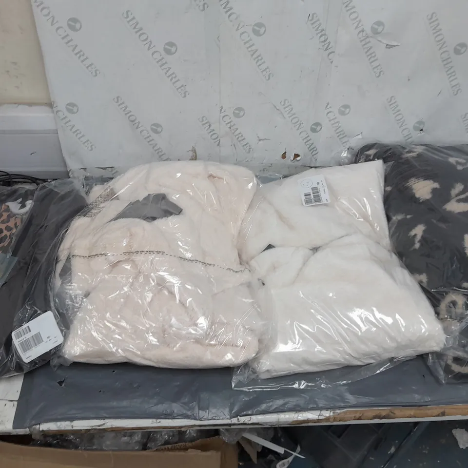 BOX OF APPROXIMATELY 10 ASSORTED BAGGED PIECES OF CLOTHING IN VARIOUS STYLES, SIZES, AND BRANDS 