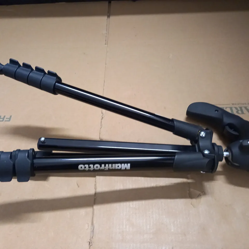 MANFROTTO COMPACT ACTION TRIPOD 