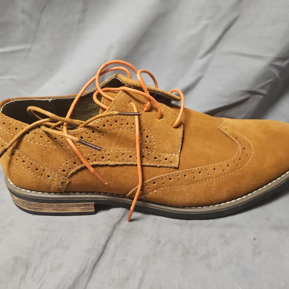 BRUNO MARC NEW YORK MEN'S TAN SUEDE WINGTIP BROGUE SHOES - UK 10