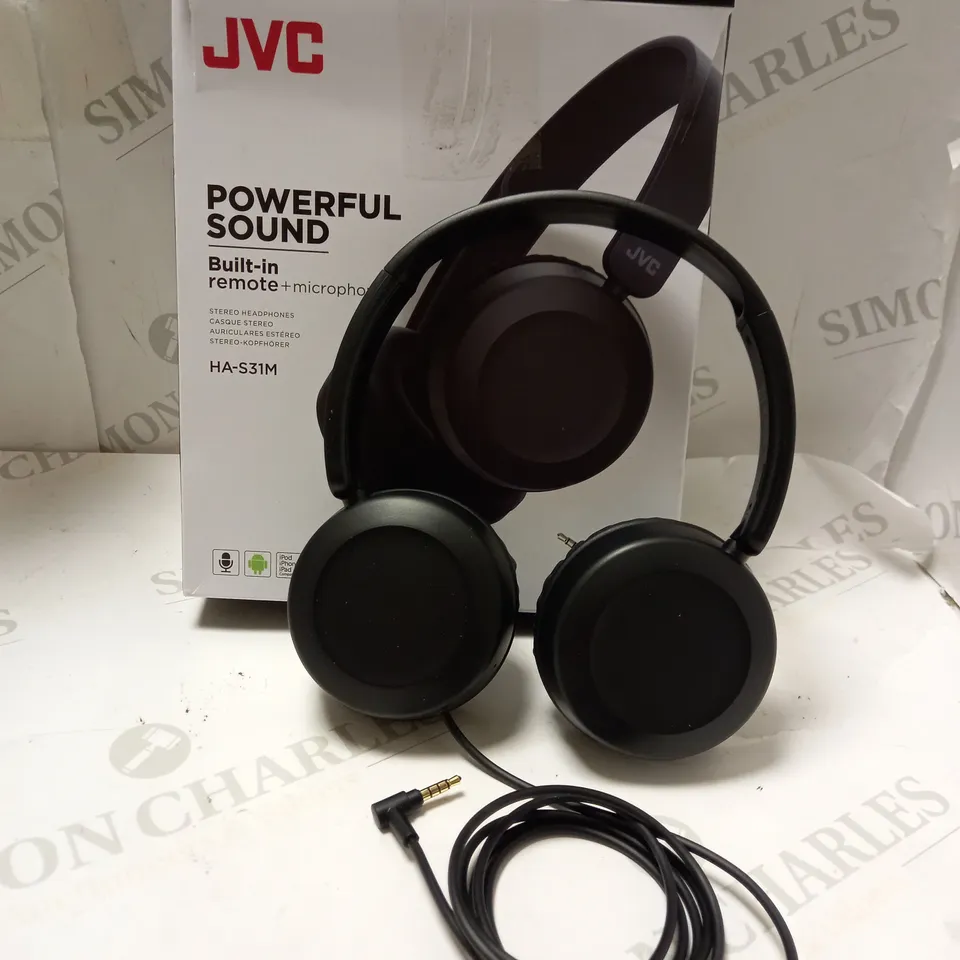 JVC POWERFUL SOUND STEREO HEADPHONES 