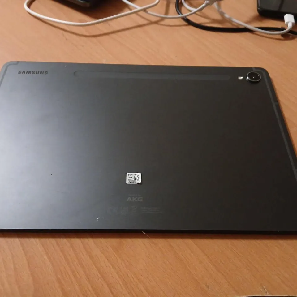 SAMSUNG TABLET SM-X716 BLACK – AKG SOUND ON BACK