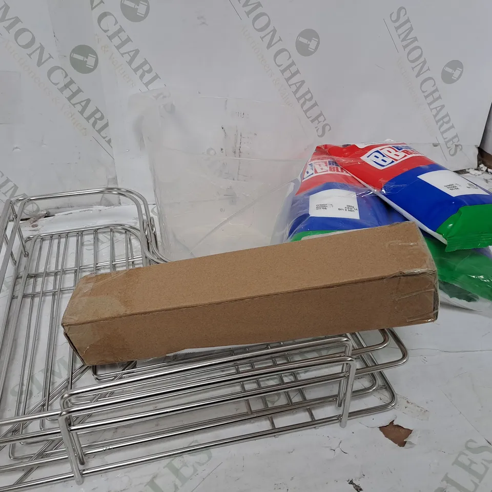 APPROXIMATELY 8 ASSORTED ITEMS TO INCLUDE HOOK SHOWER CADDY, BLOCK BLITZ, JUG, ETC