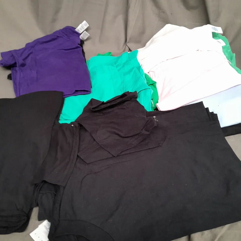 LARGE BOX OF ASSORTED CLOTING ITEMS IN VARIOUS STYLES, COLOURS AND SIZES