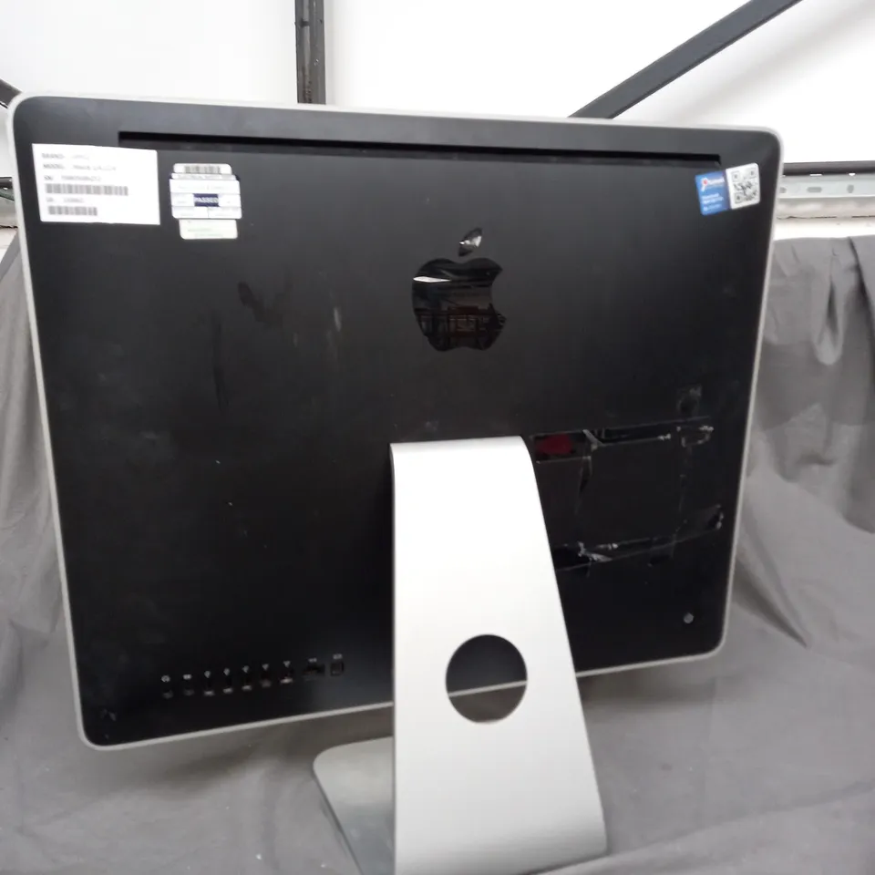 APPLE IMAC (A1224 EARLY 2008) CORE 2 DUO E8135 2.40GHZ	20 INCH