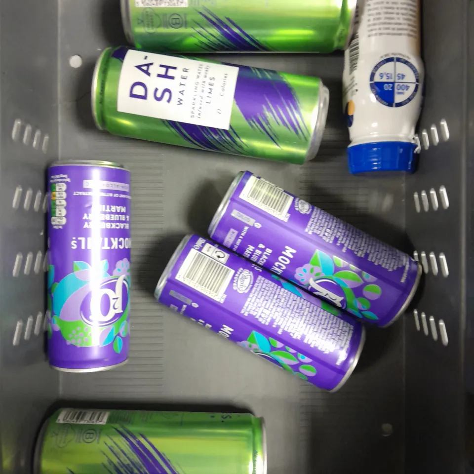 APPROXIMATELY 15 ASSORTED FOOD & DRINK PRODUCTS TO INCLUDE GRIND COFFEE, J2O MOCKTAILS, HOTEL CHOCOLAT DRINKING COFFEE ETC 