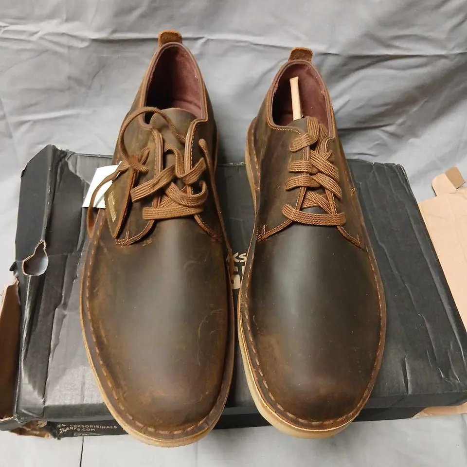 CLARKS ORIGINALS COAL LONDON BEESWAX DESERT BOOTS – UK 11 (EU 46)