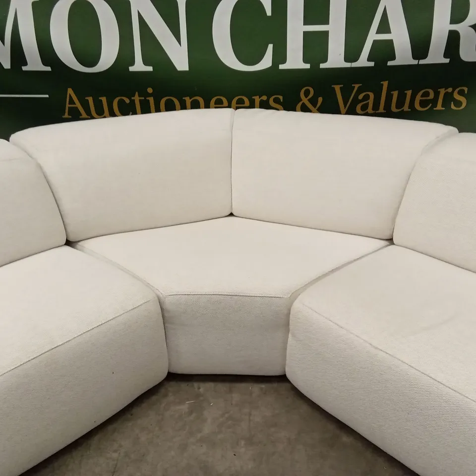 QUALITY DESIGNER ITALIAN MADE BEVERLY FABRIC UPHOLSTERED ELECTRIC RECLINING CORNER SOFA