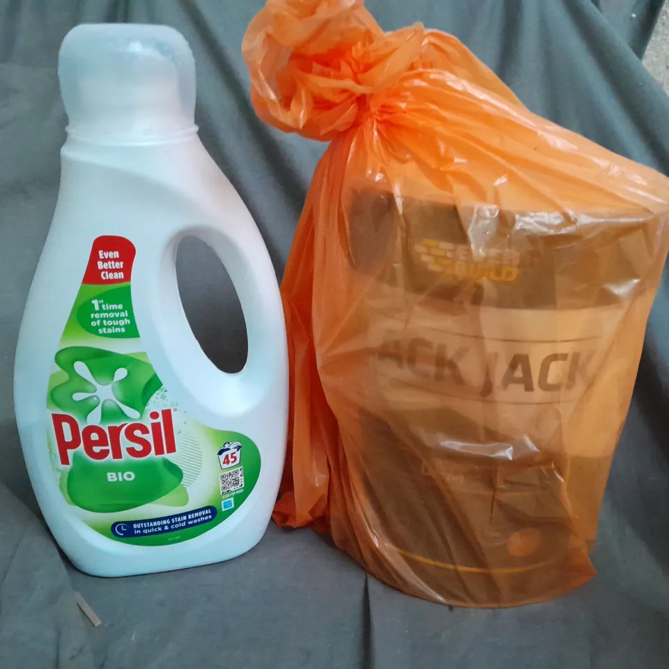 BOX OF APPROXIMATELY 5 ITEMS TO INCLUDE PERSIL AND BLACK JACK DPM / COLLECTION ONLY 