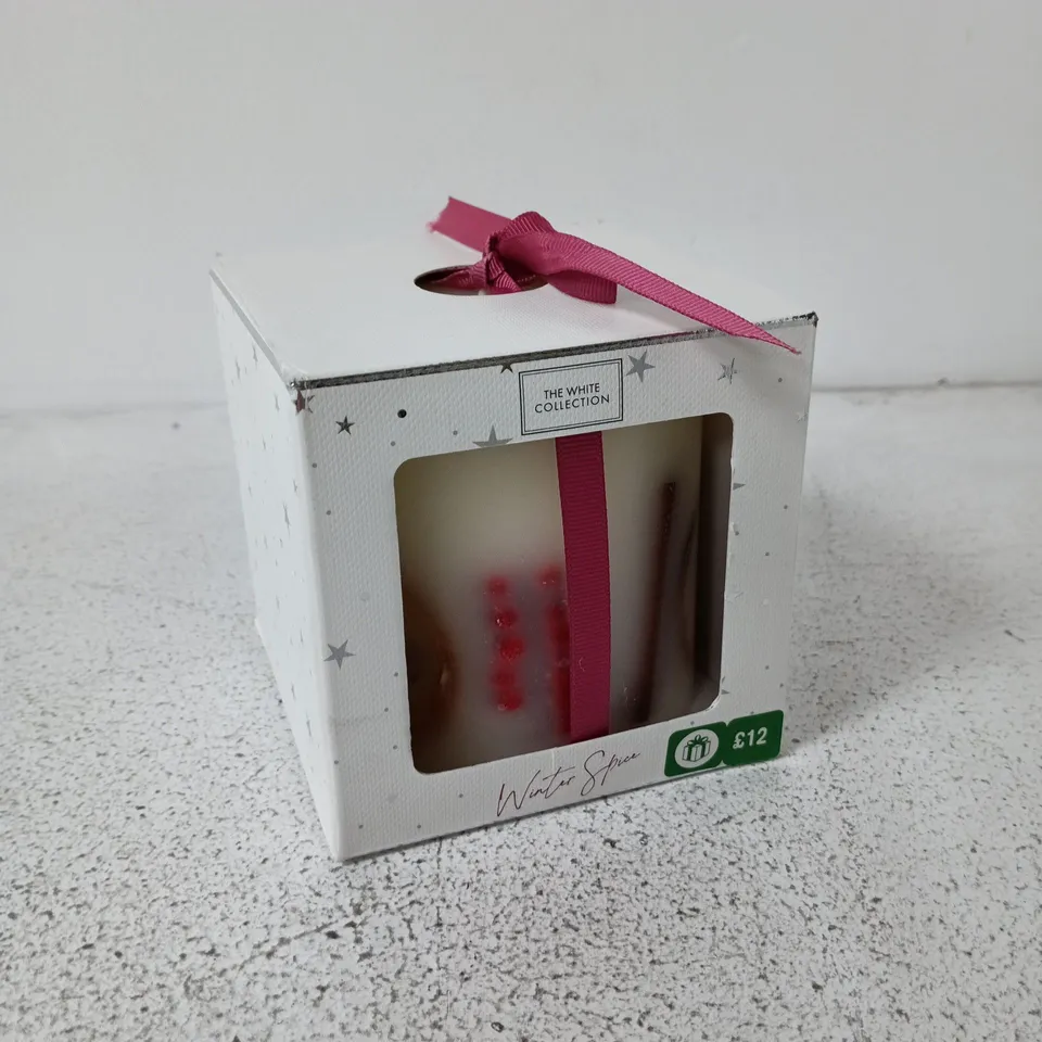 WINTER SPICE BOTANICAL CANDLE 580G – THE WHITE COLLECTION (BOXED)