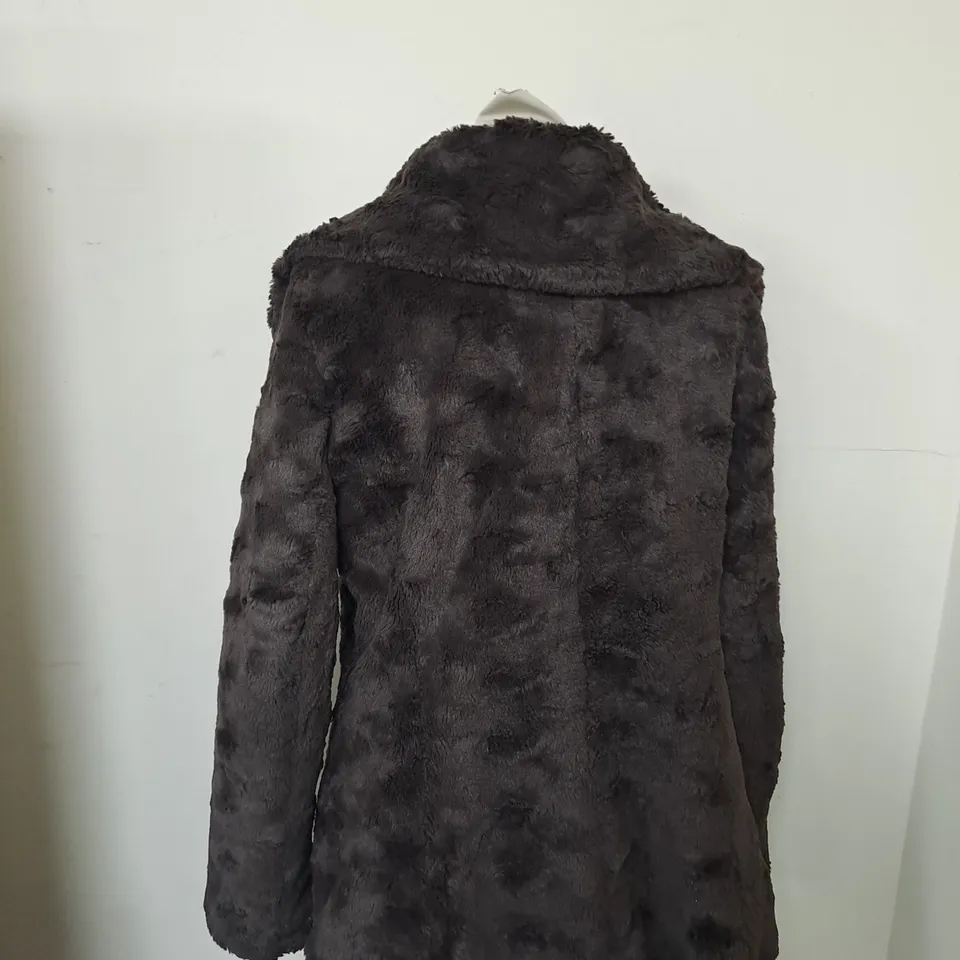 ROCHA JOHN ROCHA SIZE 14 BROWN FUR COAT
