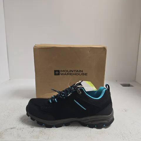 MOUNTAIN WAREHOUSE MCLEOD WOMEN'S WIDE-FIT WALKING SHOES β CHARCOAL, UK 6 (EU 39)